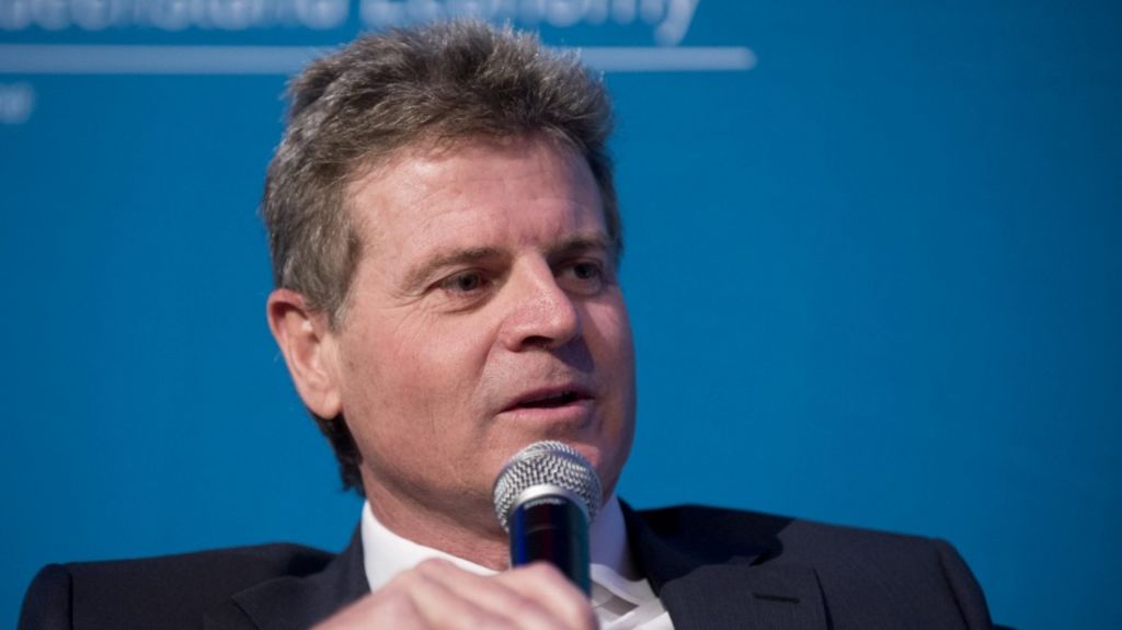 QIC takes control of 4b US malls portfolio