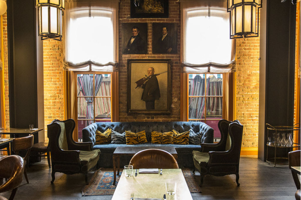 In the world's tech capital San Francisco, private clubs are opening for the new wealthy