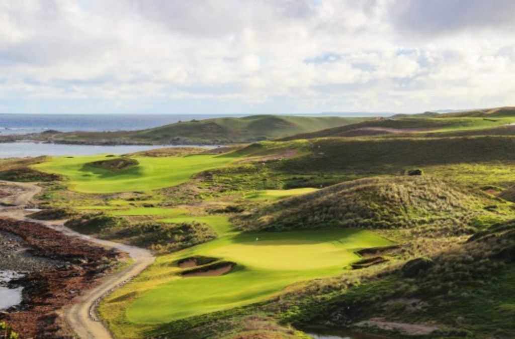Above par: King Island's Ocean Dunes golf course up for grabs