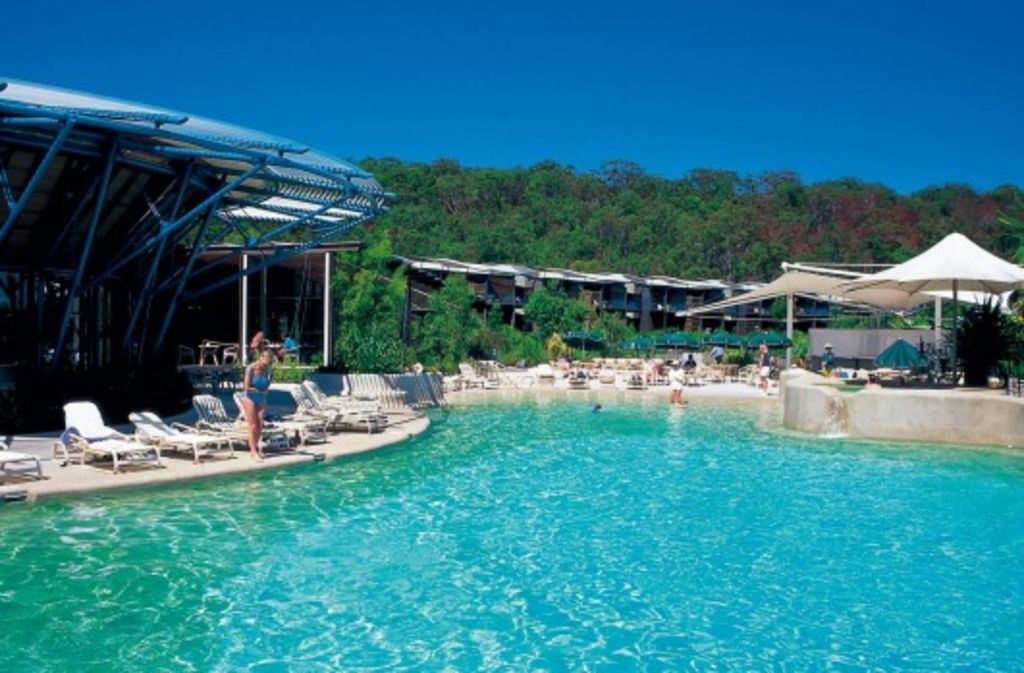 SeaLink buys Fraser Island Kingfisher Bay resorts for $43m