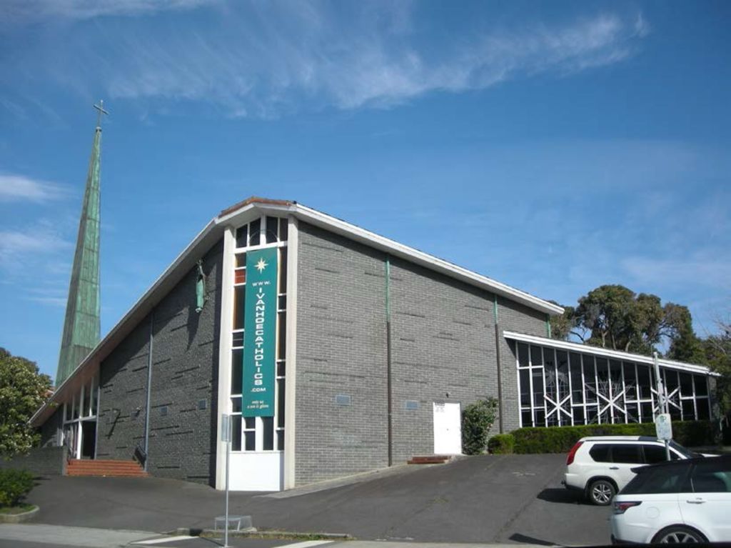 Catholic Parish of Ivanhoe denies plans to rezone and sell off modernist church amid calls for it to be protected