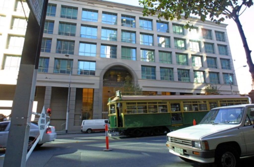 Mirvac switches Melbourne skyscraper to office after $122m deal