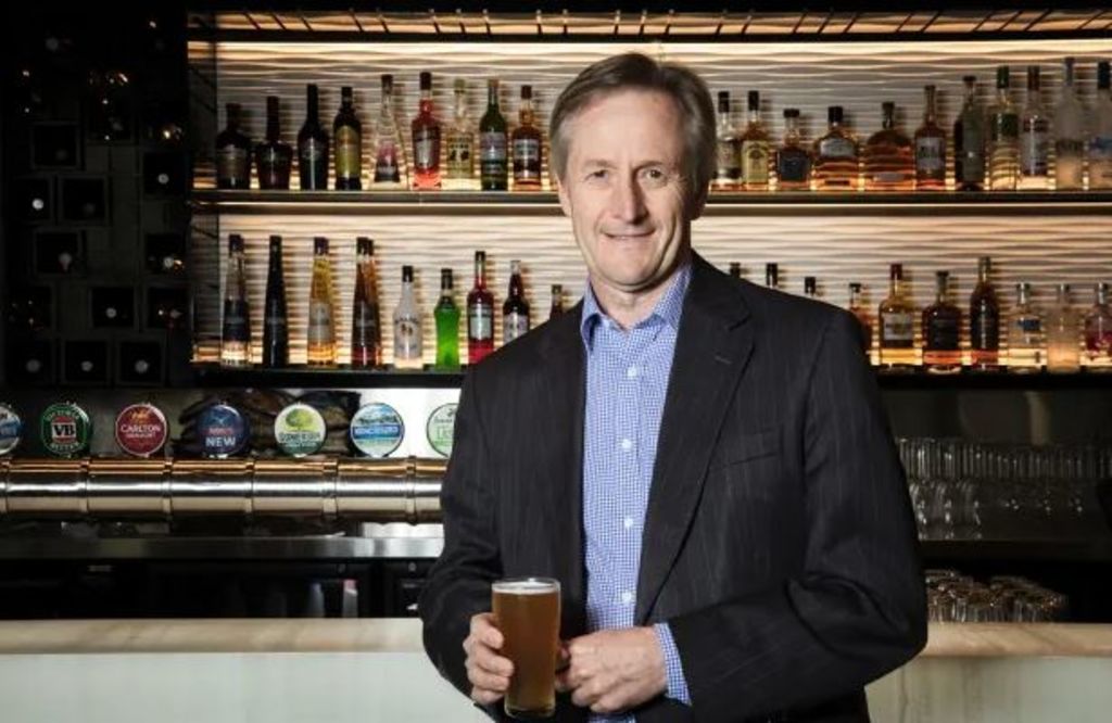 Pub owners still smiling despite pokies regulation and falling revenues
