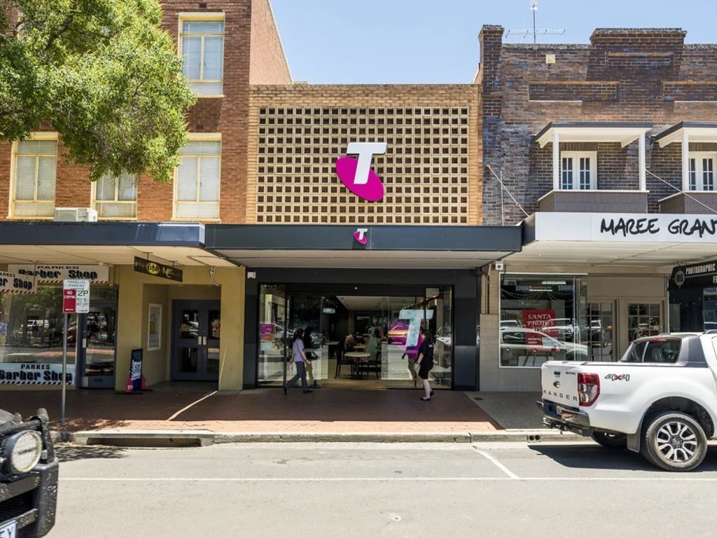 Tighter credit rules crimp buyers at one of the first commercial property auctions of 2019