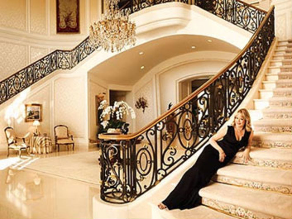 ‘150m mansion’ slated for sale report(00)