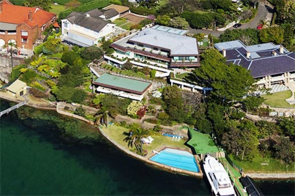 Sydney harbour mansion hopes for record price