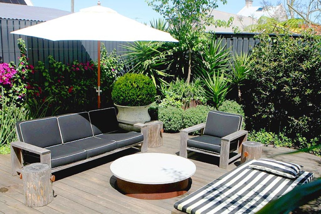 DIY Outdoor rooms