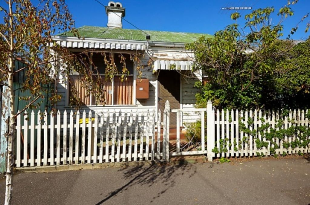 Is this Albert Park's worst house or its most expensive piece of land?