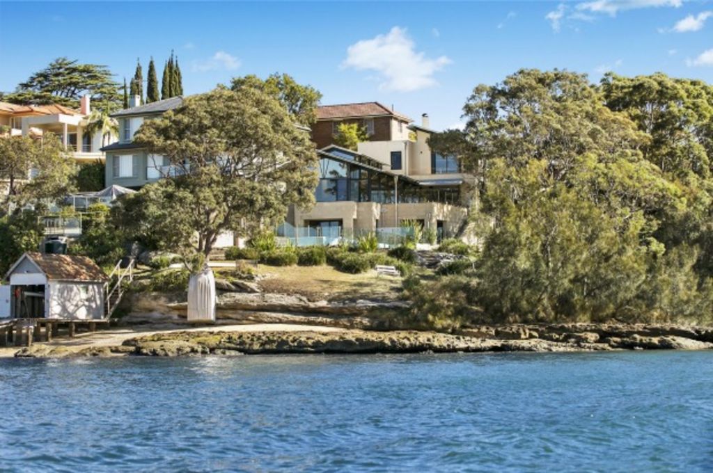 Wealthy Chinese buyers target Sydney's sweet spot