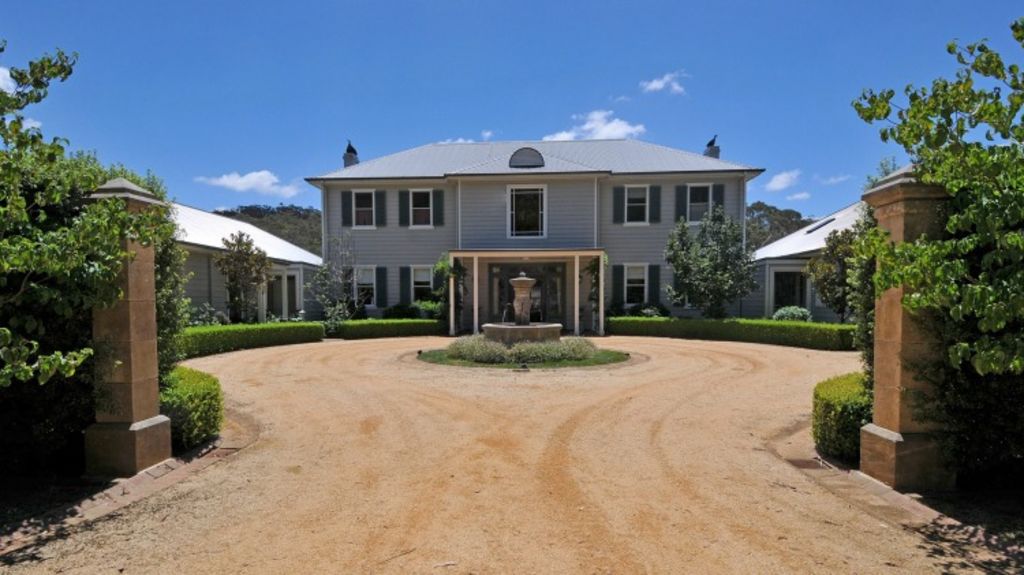 Rosehill Farm at Kangaloon, Lennox Head retreat and Kiama Heights