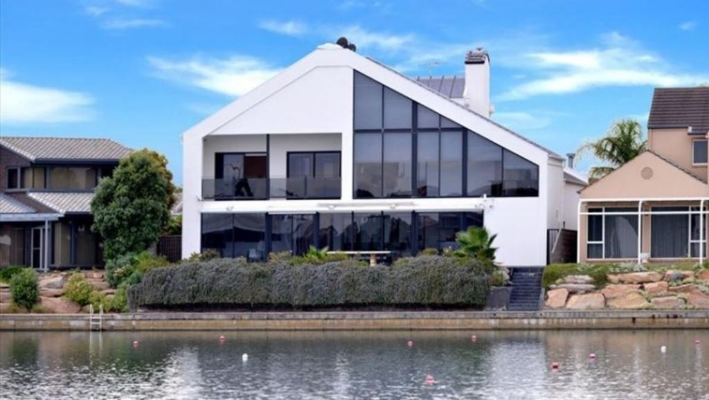 Lleyton Hewitt sells Palm Beach house for 4.6m