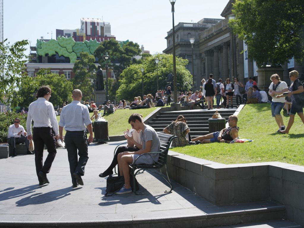 melbourne university housing