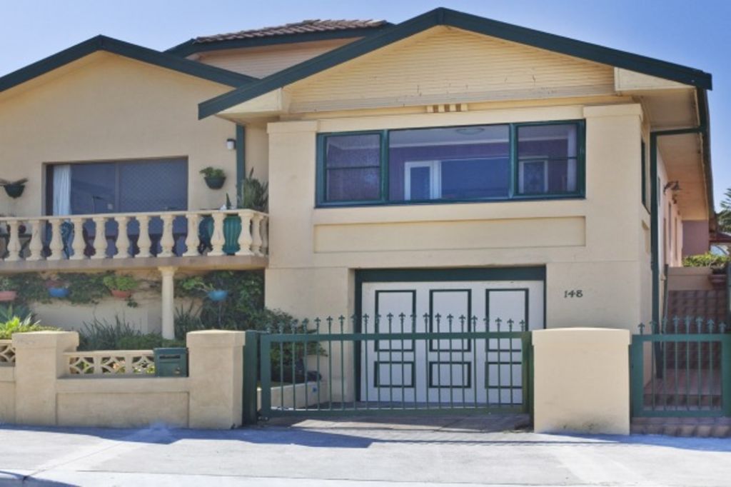 One of the last houses on Bondi Beach for sale