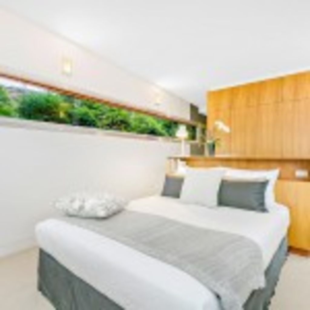 Sculptor finds his unique Camperdown house hard to part with