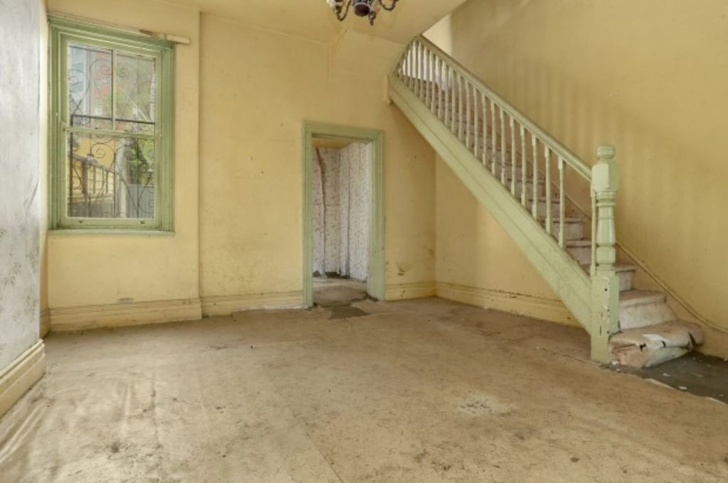 Rundown Darlinghurst home with no kitchen listed for $1.2 million