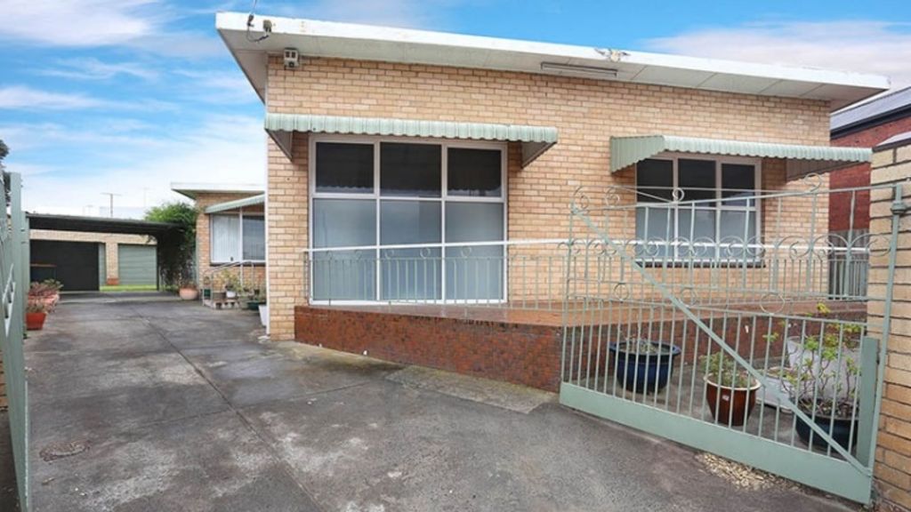 The 70’s retro home in Ascot Vale that time