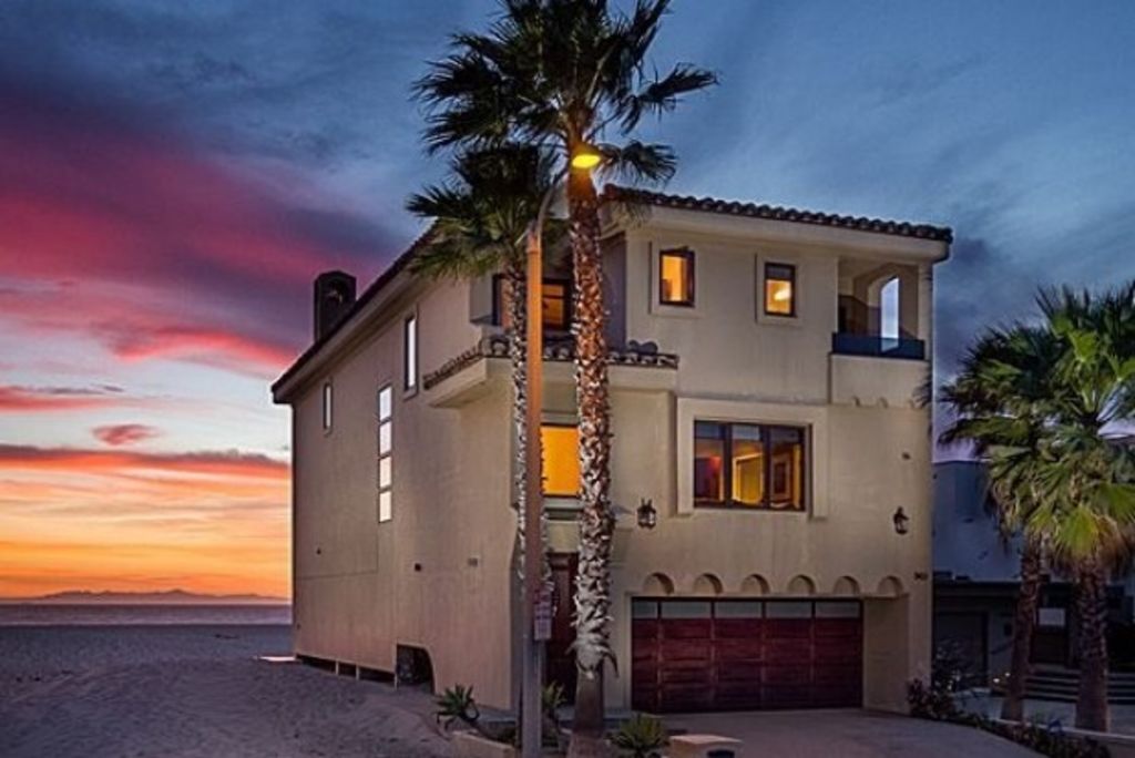 Dave Grohl sells beach home for $4 million