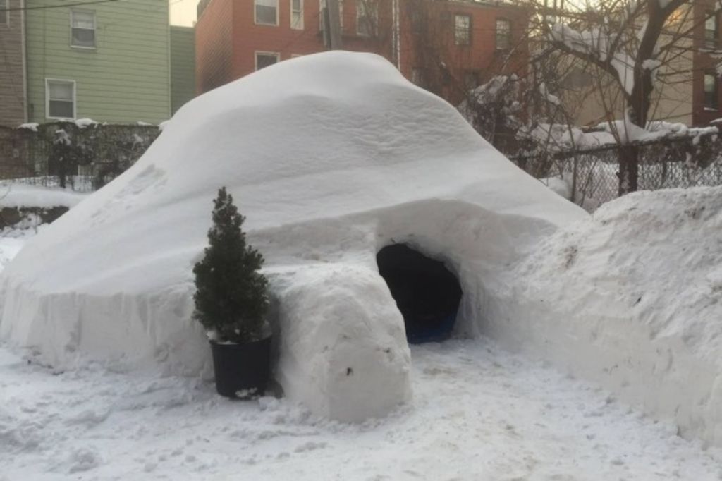 Igloo offered on Airbnb in New York blizzard