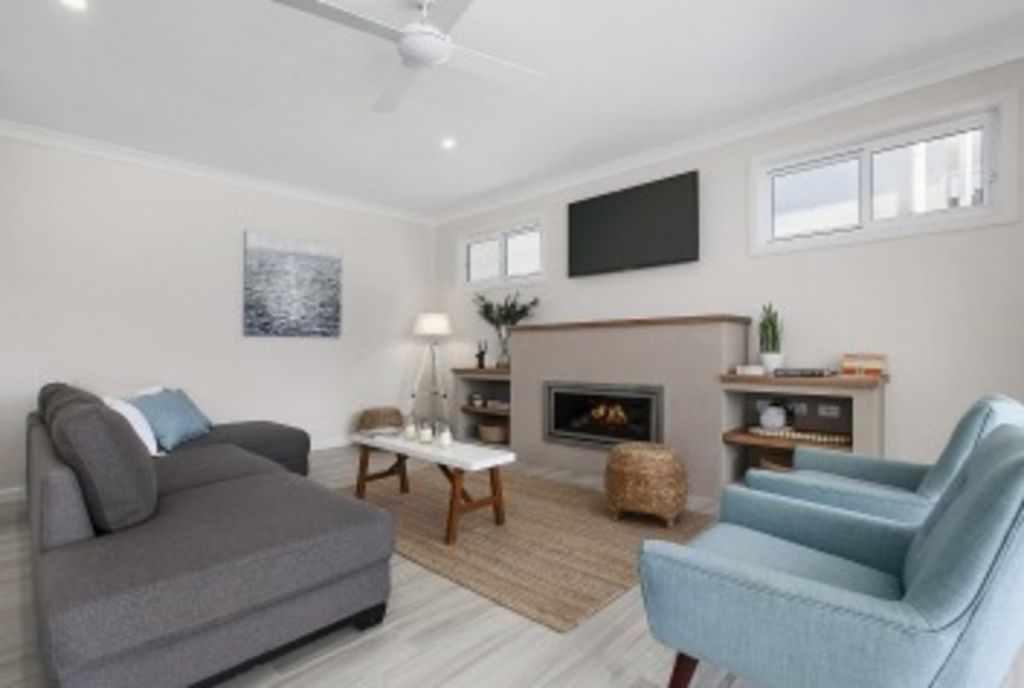 NSW coastal property Houses in Currarong and Great Mackerel Beach