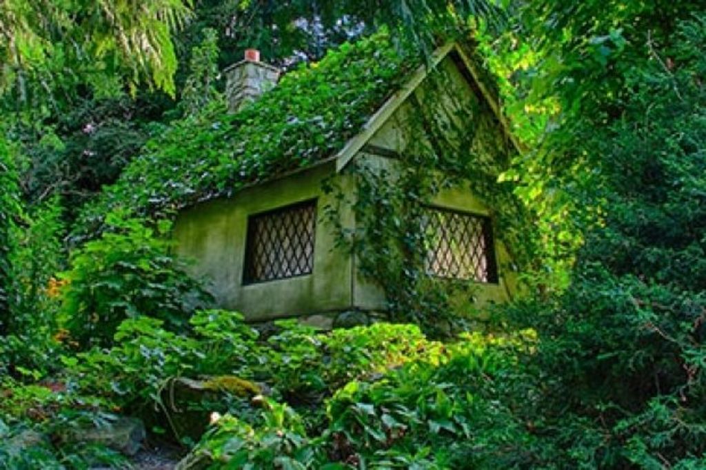 10 fairy tale houses around the world