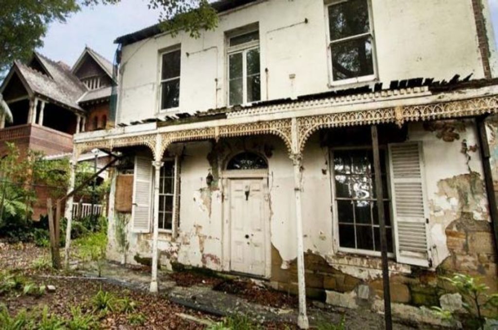 Wealthy Ooi family flip landmark home of the late Joan Sutherland
