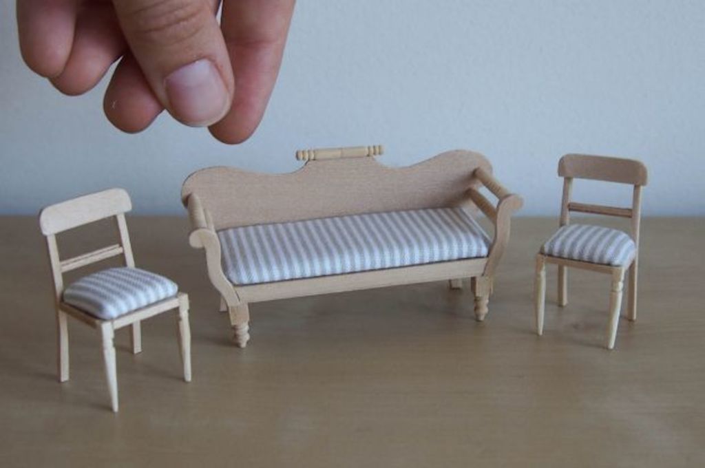 Lawyer quits firm to make tiny furniture