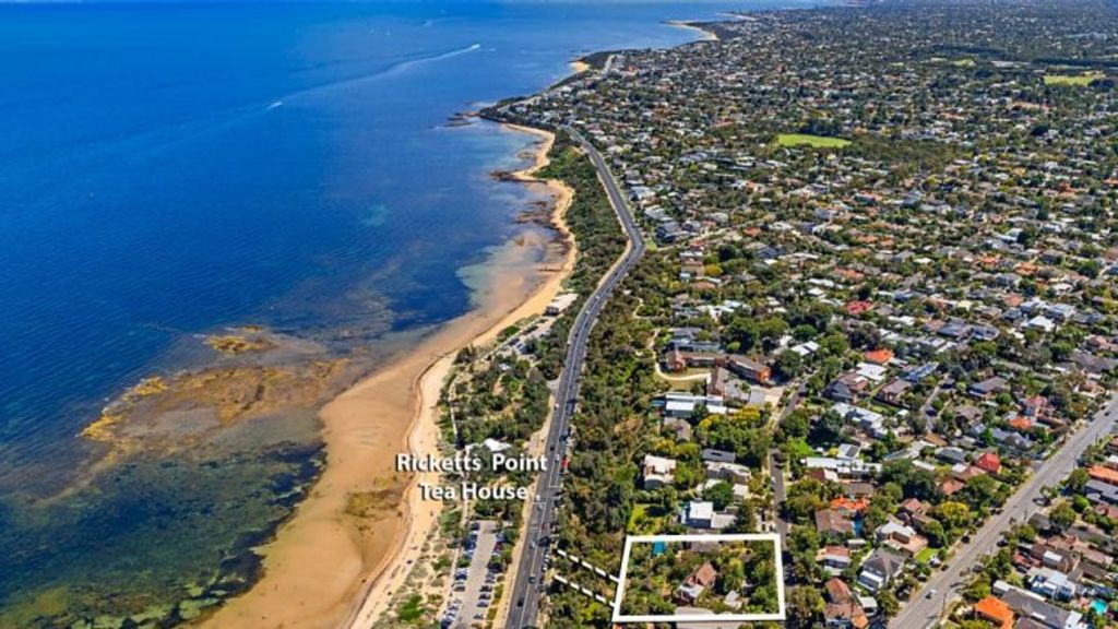 Beach Road the everchanging boulevard