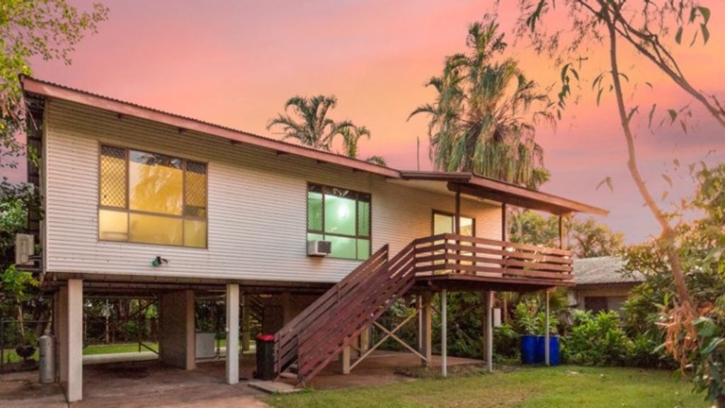 Does Darwin boast Australia’s best sunset? Real estate agents think so