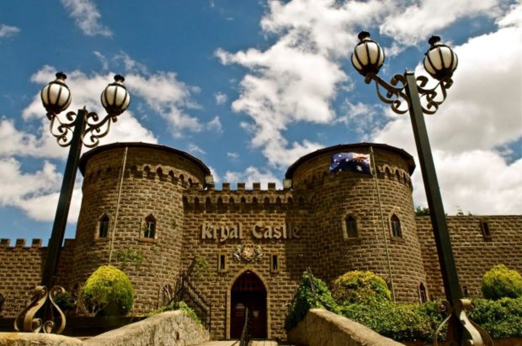 Ballarat castle hits the market again