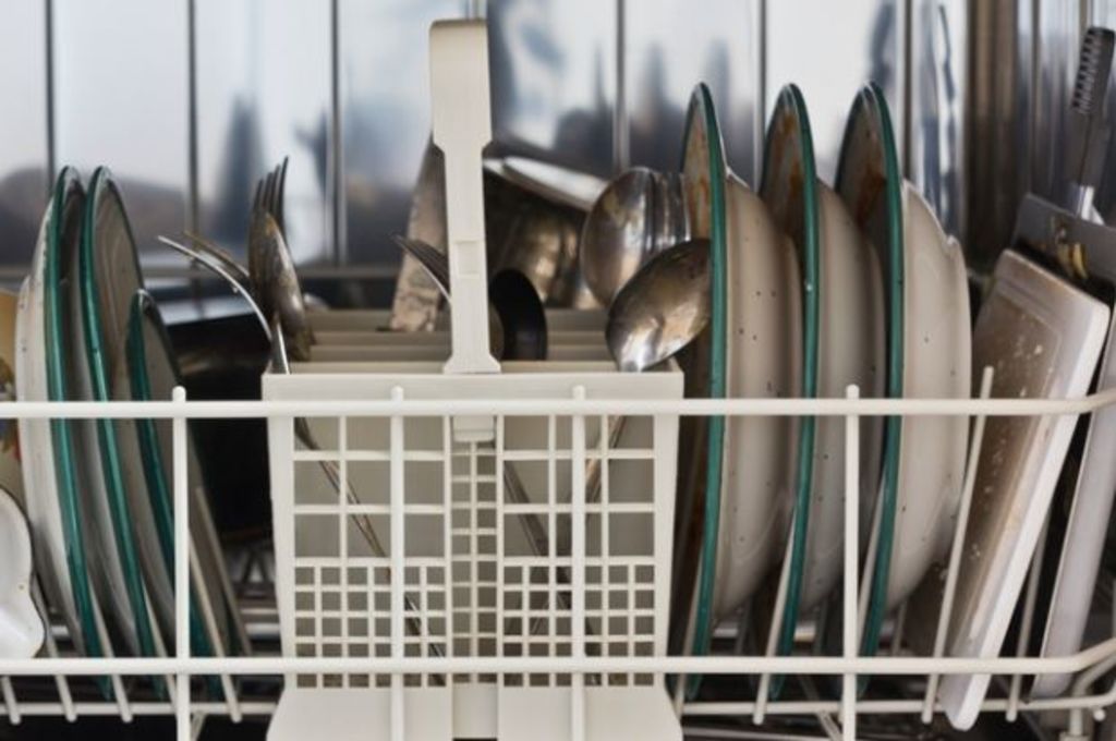 Things you should never put in the dishwasher