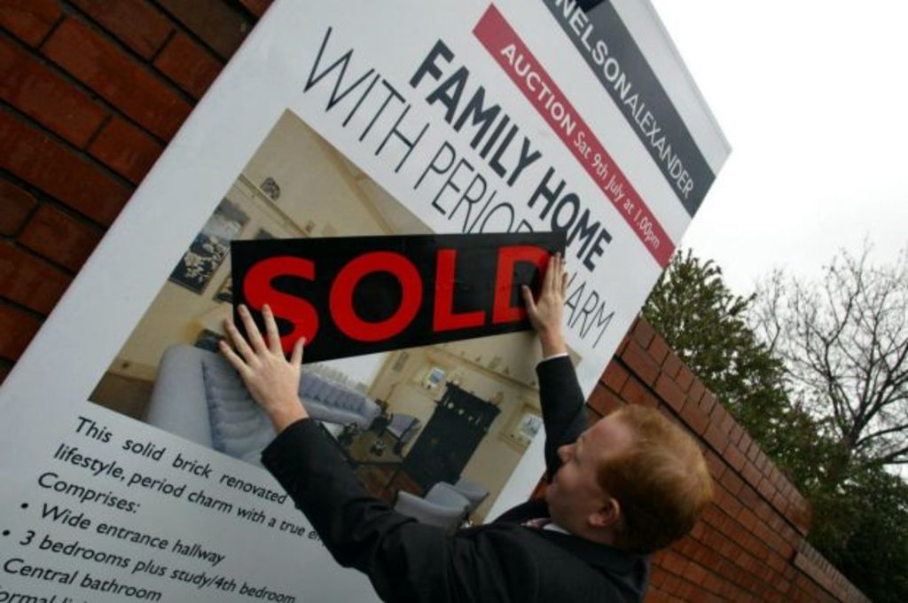 Property investors jump 30 per cent as election nears