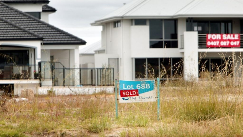 Perth house prices take a cut, but land sales surge