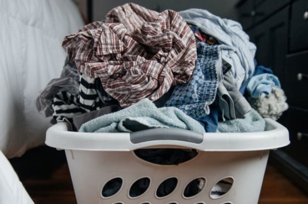 20 laundry hacks every lazy person ought to know