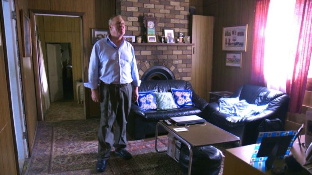 Crumbling Earlwood home on the market for first time in more than a century