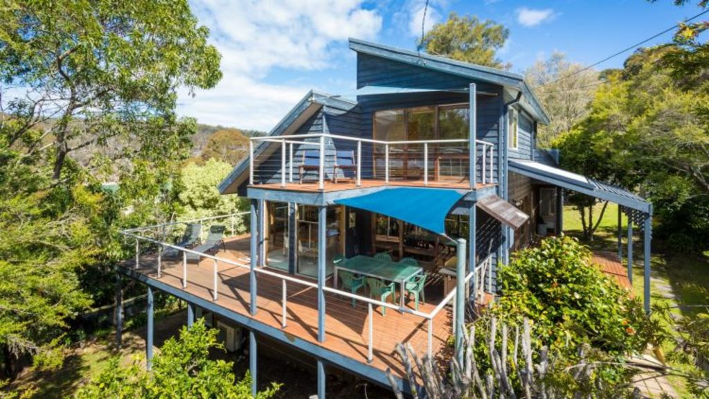 Pambula Beach architectdesigned house has openplan living and