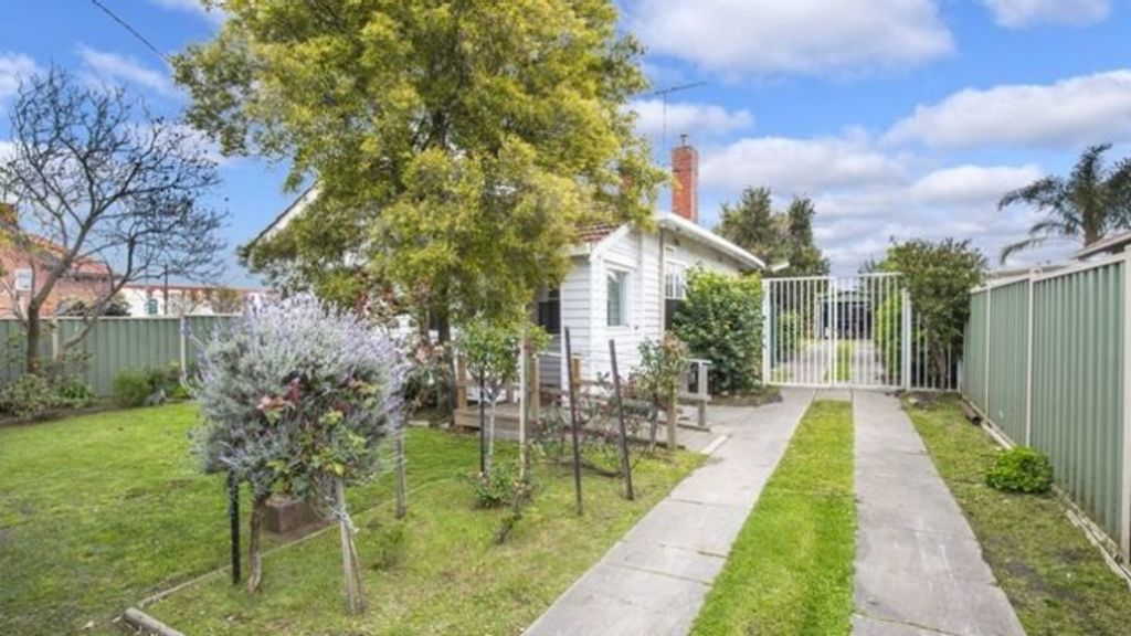 the sunshine family home