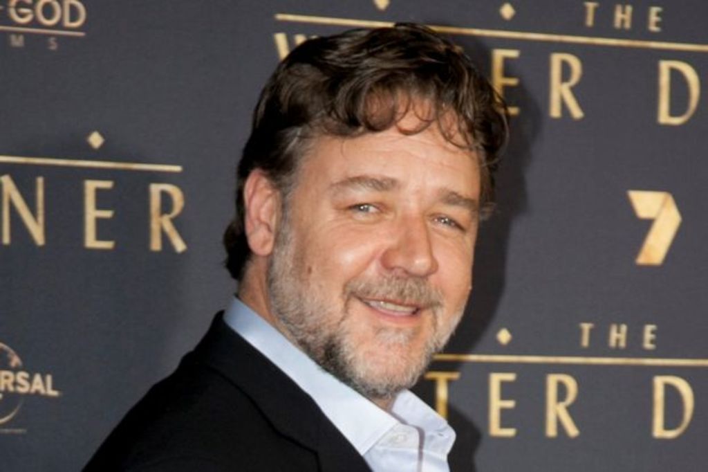 Russell Crowe lists wharf apartment with $30m hopes 