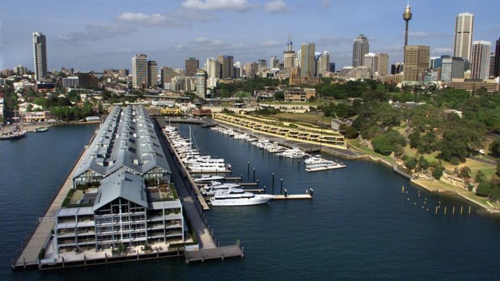 Russell Crowe Lists His Finger Wharf Apartment With 30 Million Hopes