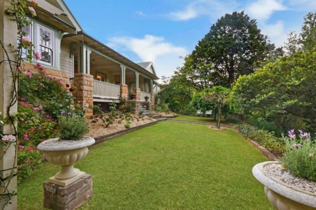 Beyond Sydney: A house of distinction in Wentworth Falls