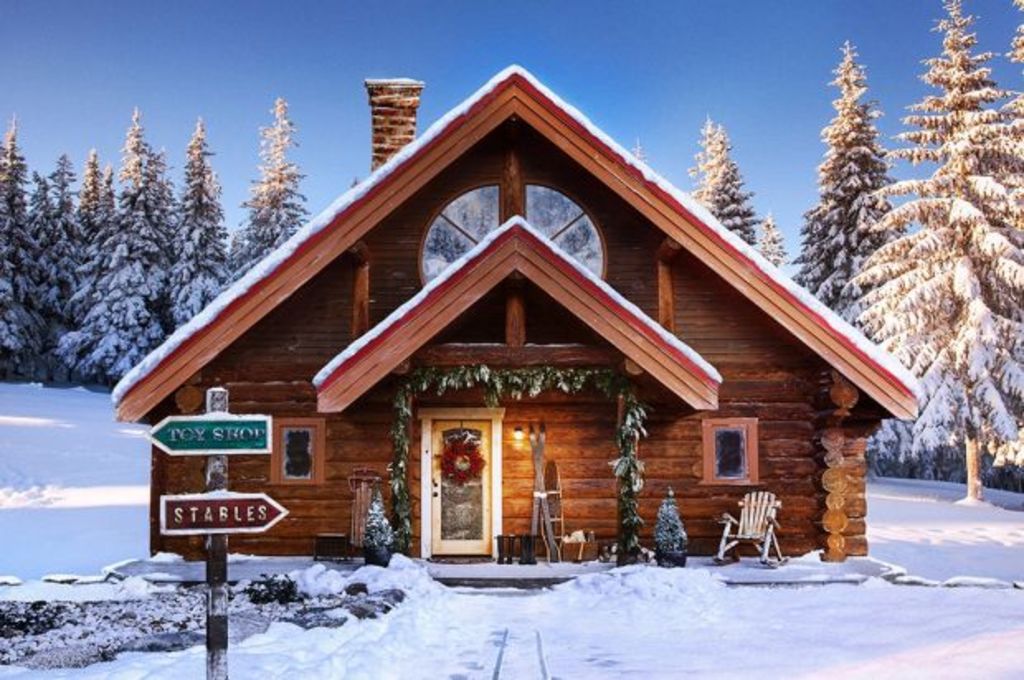 Santa Claus's North Pole home listed for sale