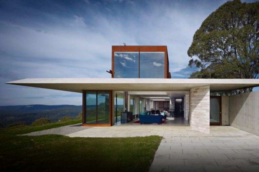Concrete back in vogue for Australia's most distinguished homes