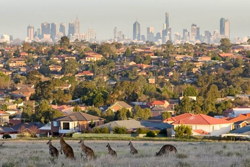 $1m median house price for Melbourne imminent, expert predicts