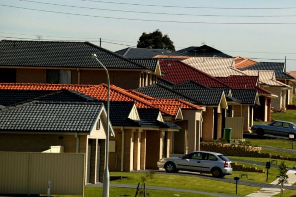 The big factor making Melbourne's big suburbs grow faster than ever