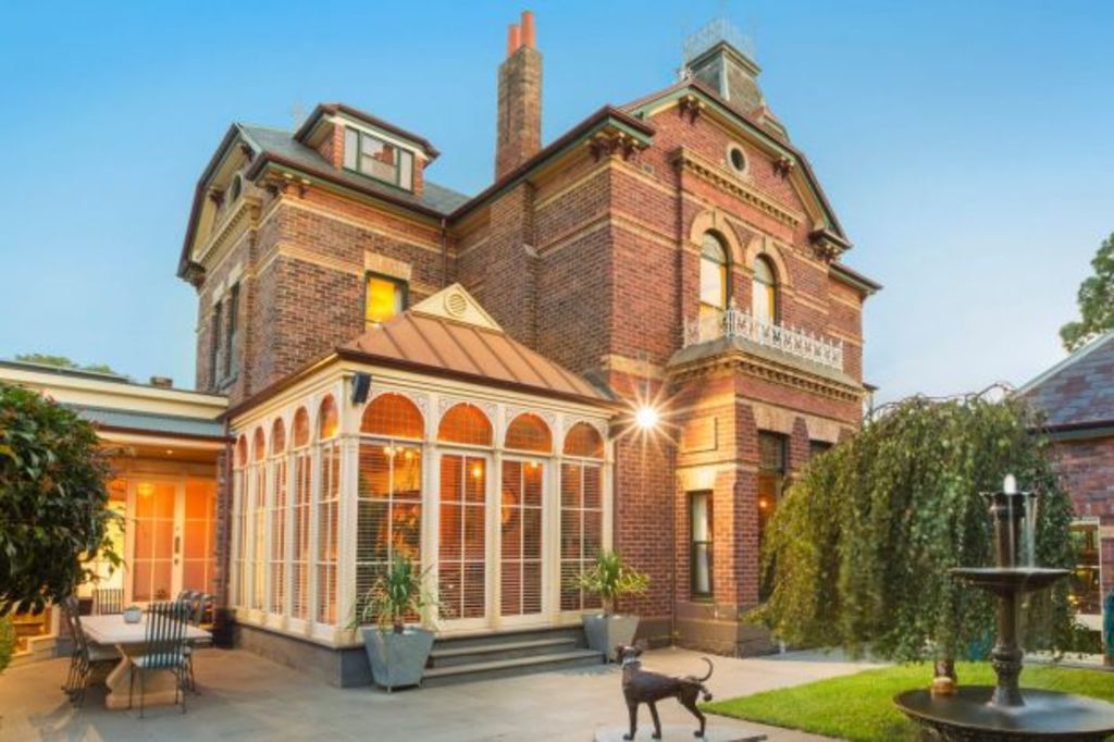 'Gobsmacked': Not one bid for Brighton mansion