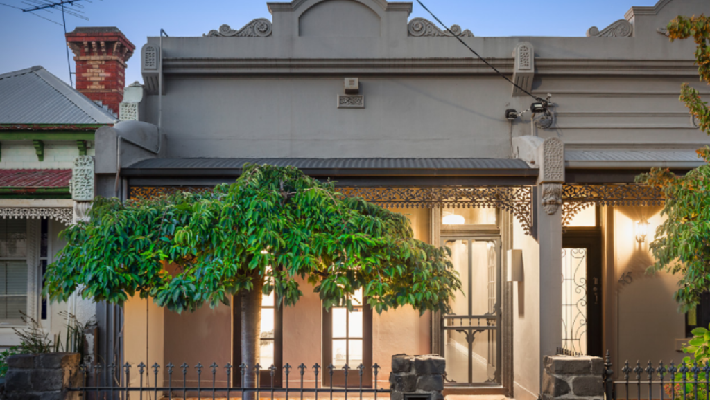 43 Woodside Street Fitzroy North sold for $1,802,500 on Saturday.