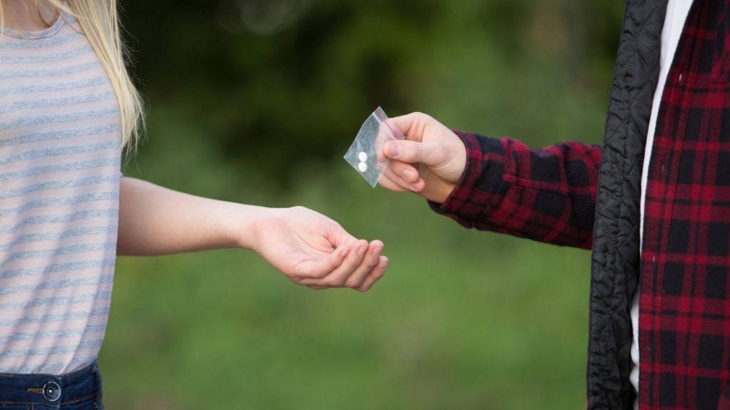 Flat Chat: Can we evict a drug dealer from an apartment building? Photo: iStock