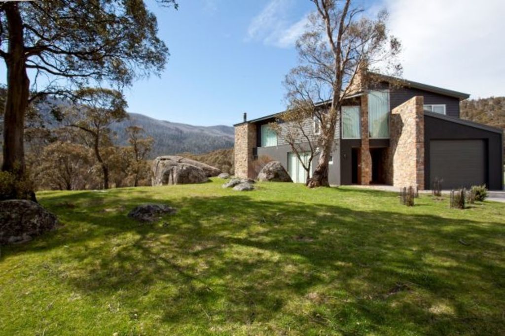 Why holiday chalets in Thredbo are hot property, but you'll never own there