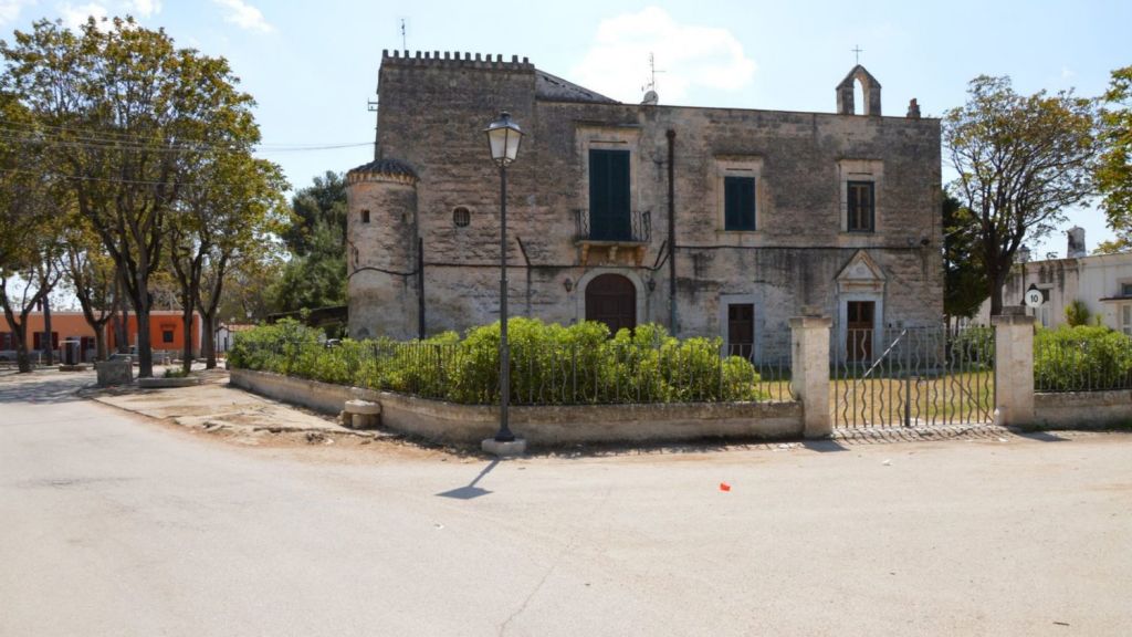 Historic homes for free in Italy do it up and it’s yours