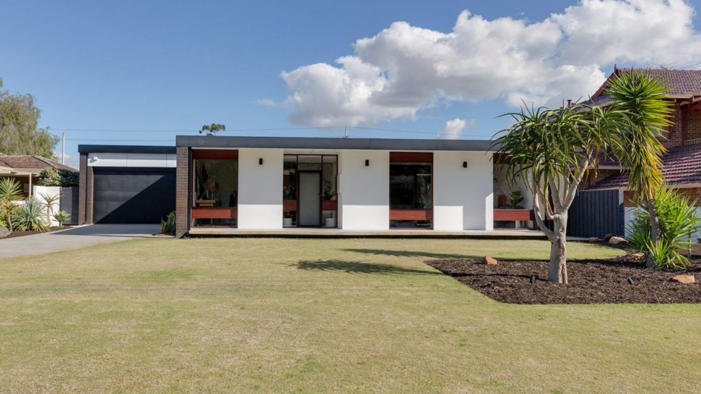 Architect Iwan Iwanoff’s Frank House is for sale in Perth suburb of Menora