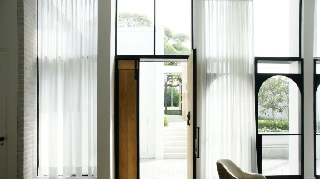 The house has a simple yet contemporary palette. Photo: David Mitchell